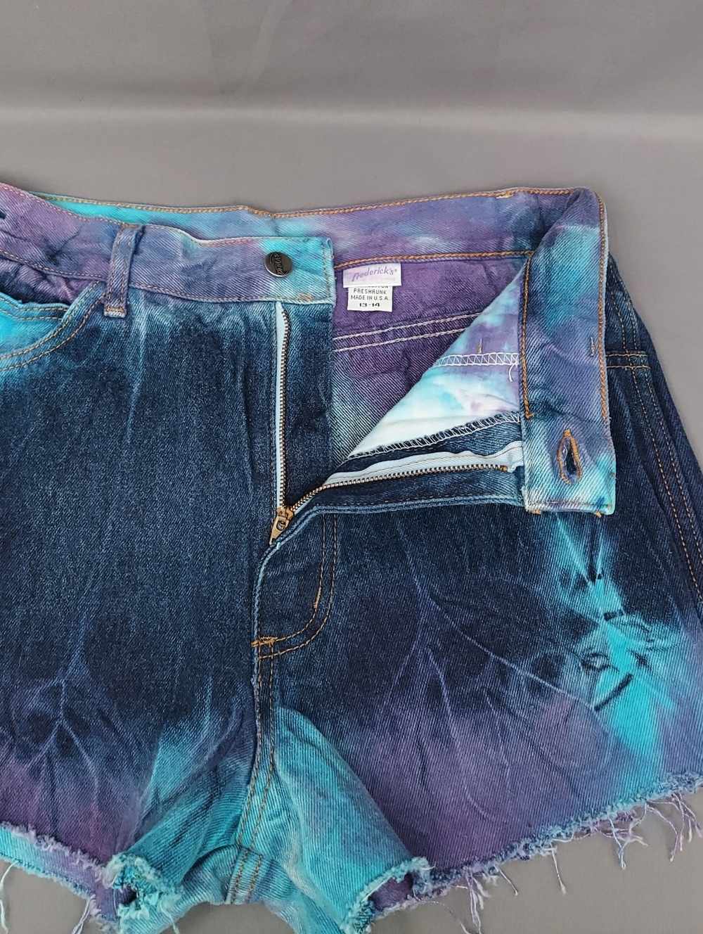 Vintage Danger Denim Shorts Size 13-14 Blue & Purple Tie Dye Jean Cutoffs - Picture 7 of 13
